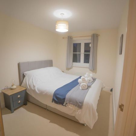 Sleeps9 Parking&Garage 17 Mins To Gatwick, 30 To London Vila Merstham Exterior foto
