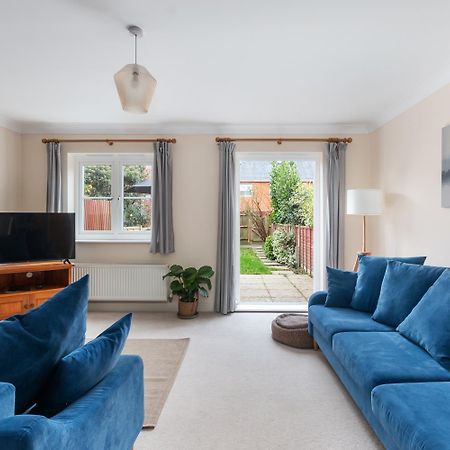 Sleeps9 Parking&Garage 17 Mins To Gatwick, 30 To London Vila Merstham Exterior foto