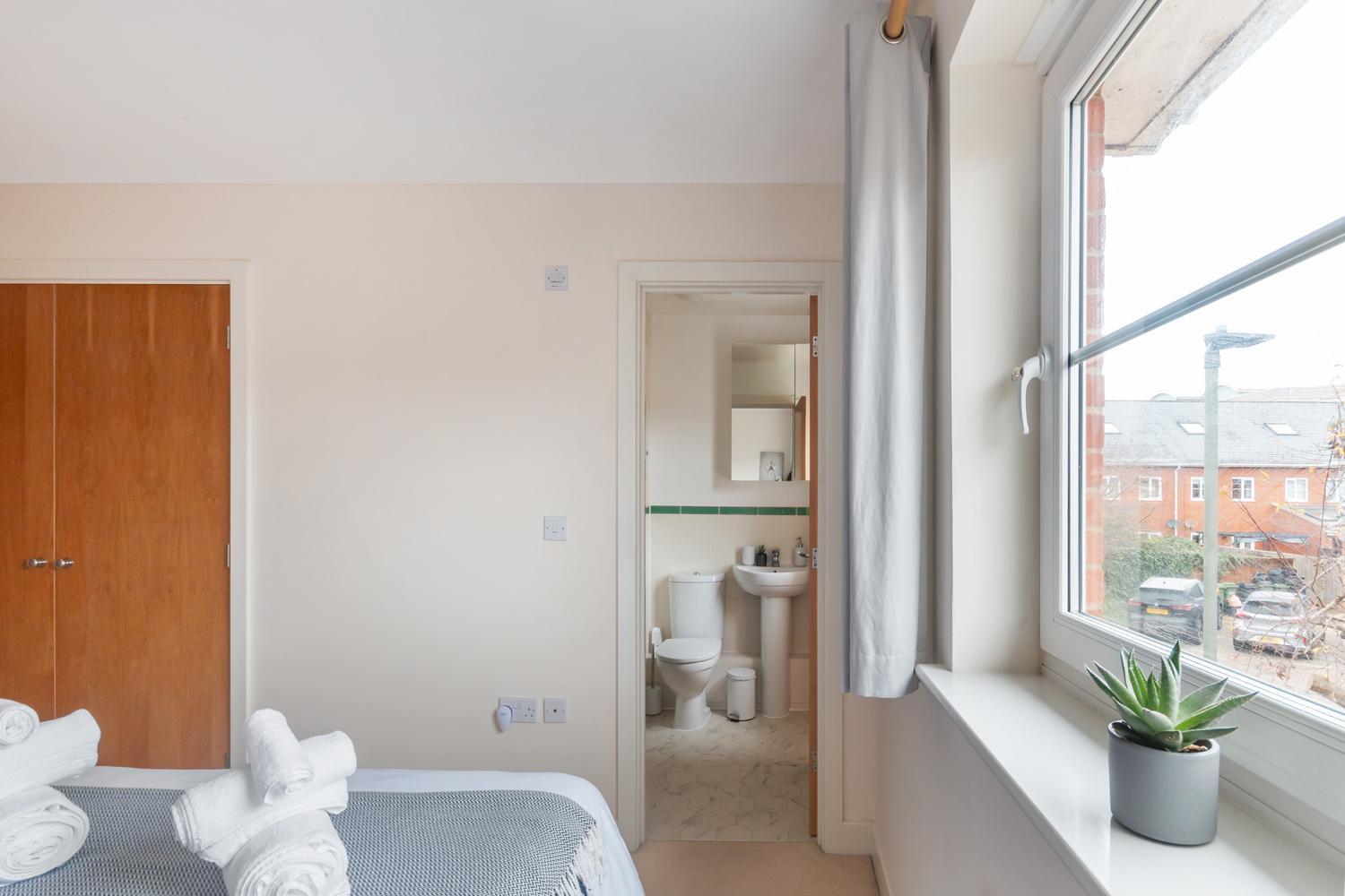 Sleeps9 Parking&Garage 17 Mins To Gatwick, 30 To London Vila Merstham Exterior foto